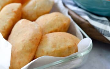 This is a photo of guyanese bakes in a glass dish.